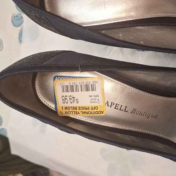 3/$20-Adrianna Papell Midnight Blue Sequin 3-inch Heels, Leather Soles, 8 1/2 M - Picture 5 of 11